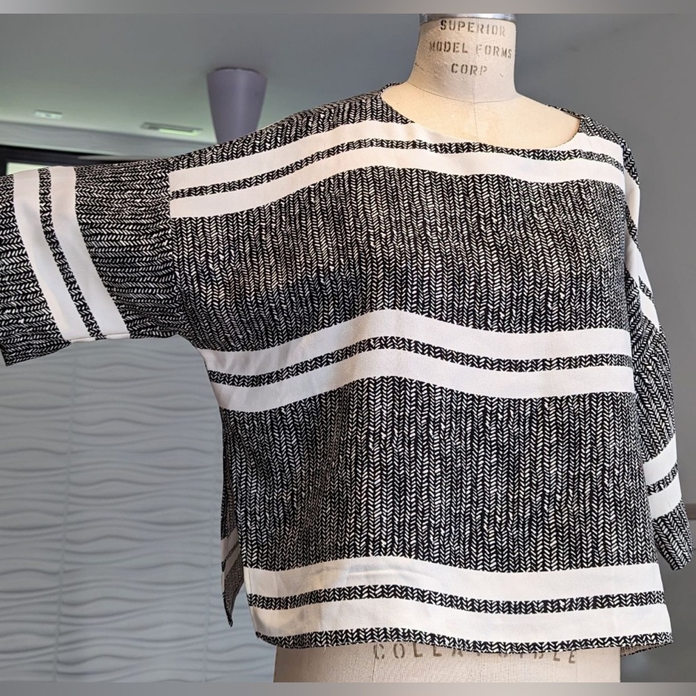 black and white top shop kimono style print top size med